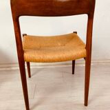 Moller 75 chairs