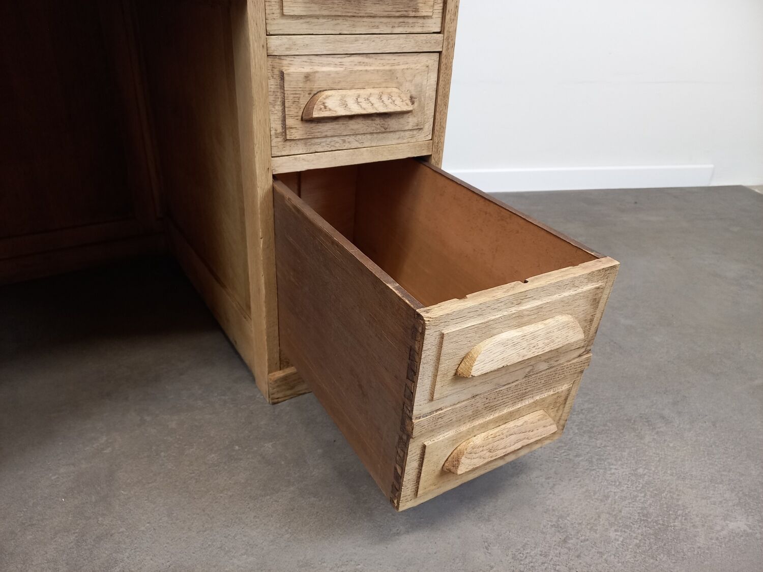 Desk with oak drawers