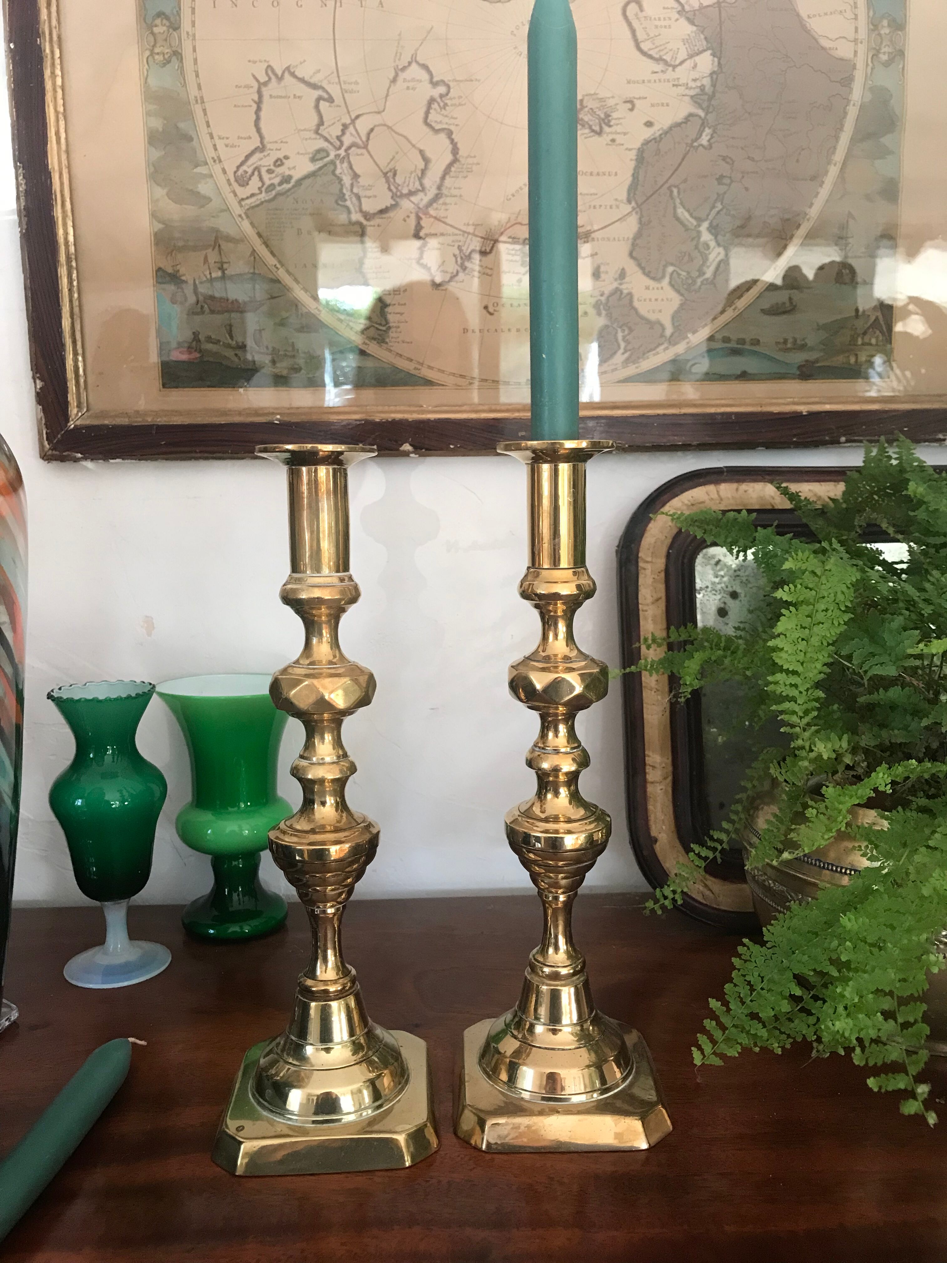 Pair of Victorian candle holders in gilded bronze