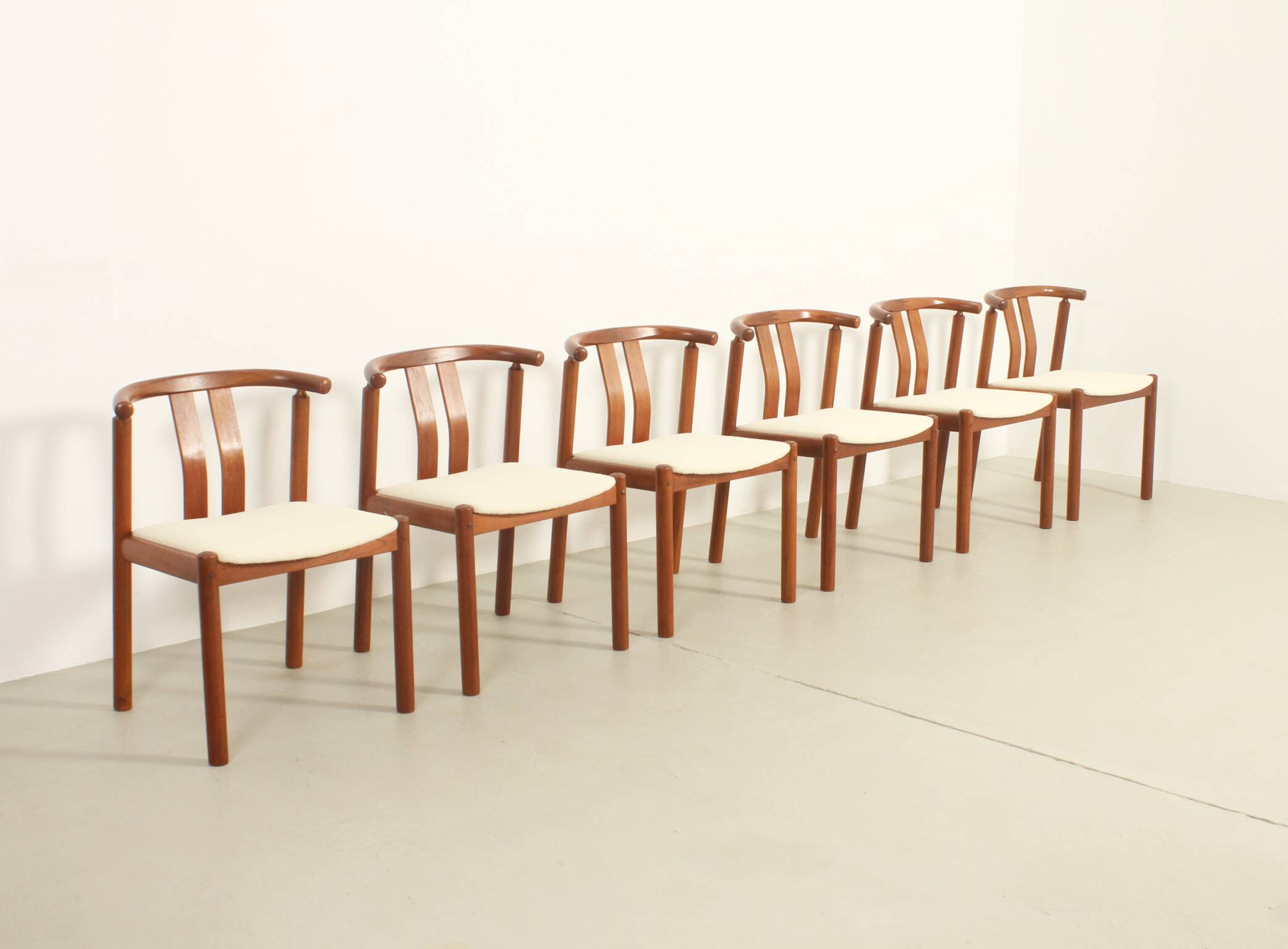 Six teak chairs by Hans J. Frydendal, Denmark 1970
