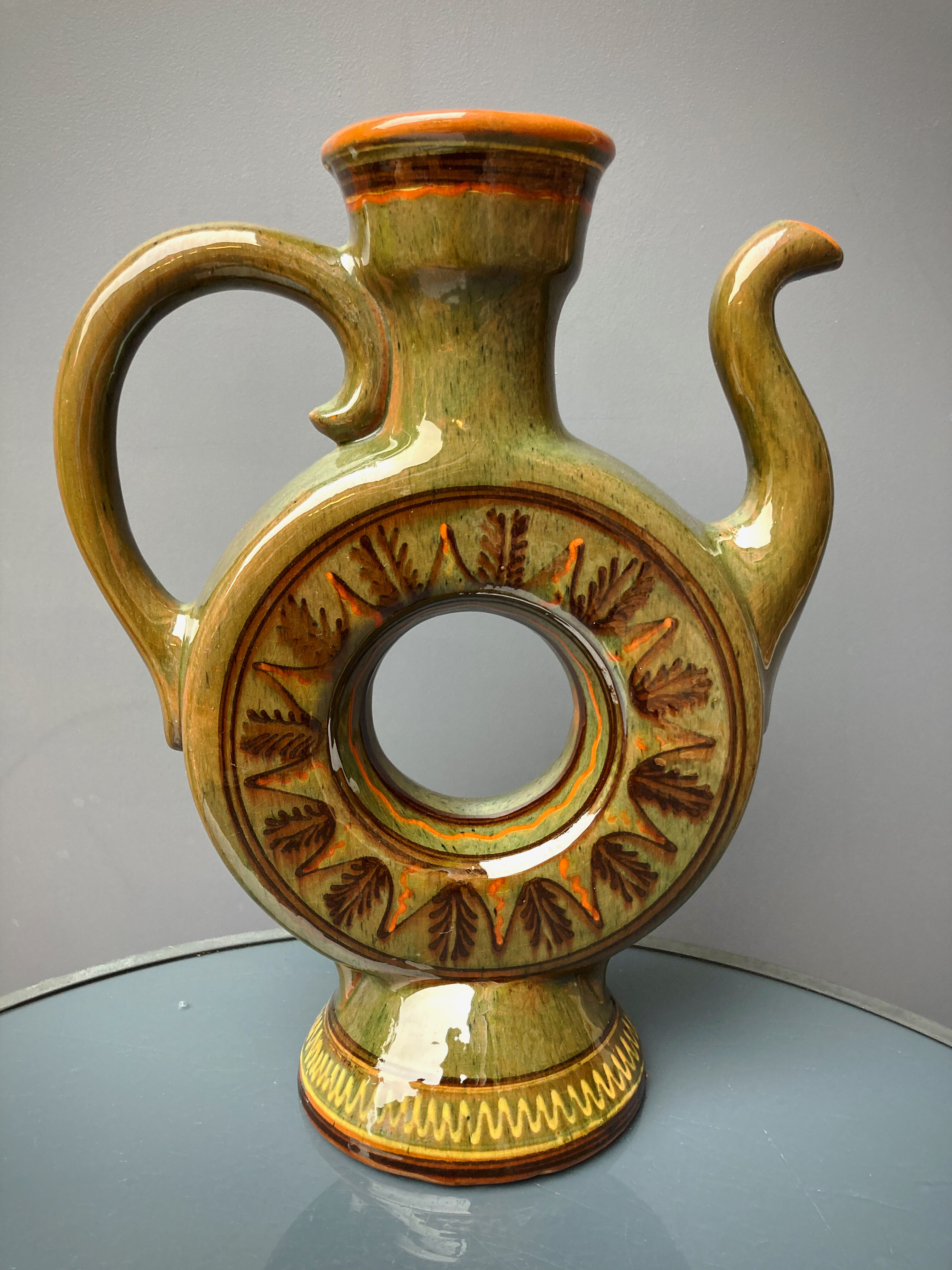 Earthenware ring coffee maker