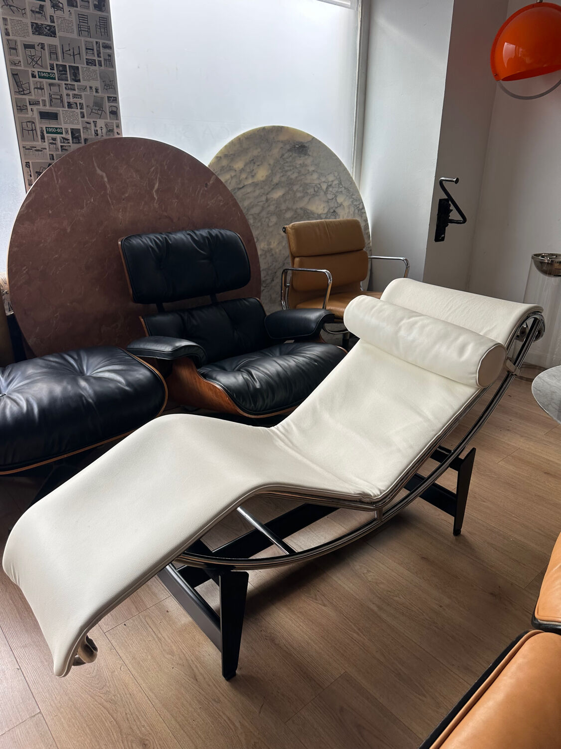 Chaise longue LC4 édition Cassina état proche du neuf