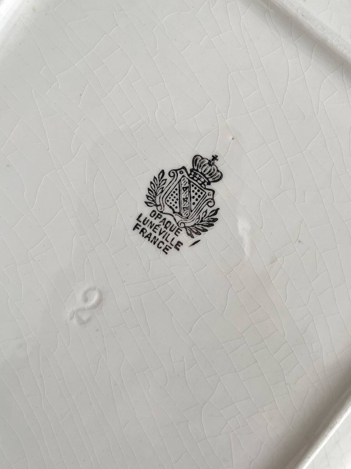 19th century Lunéville opaque ironstone earthenware asparagus dish