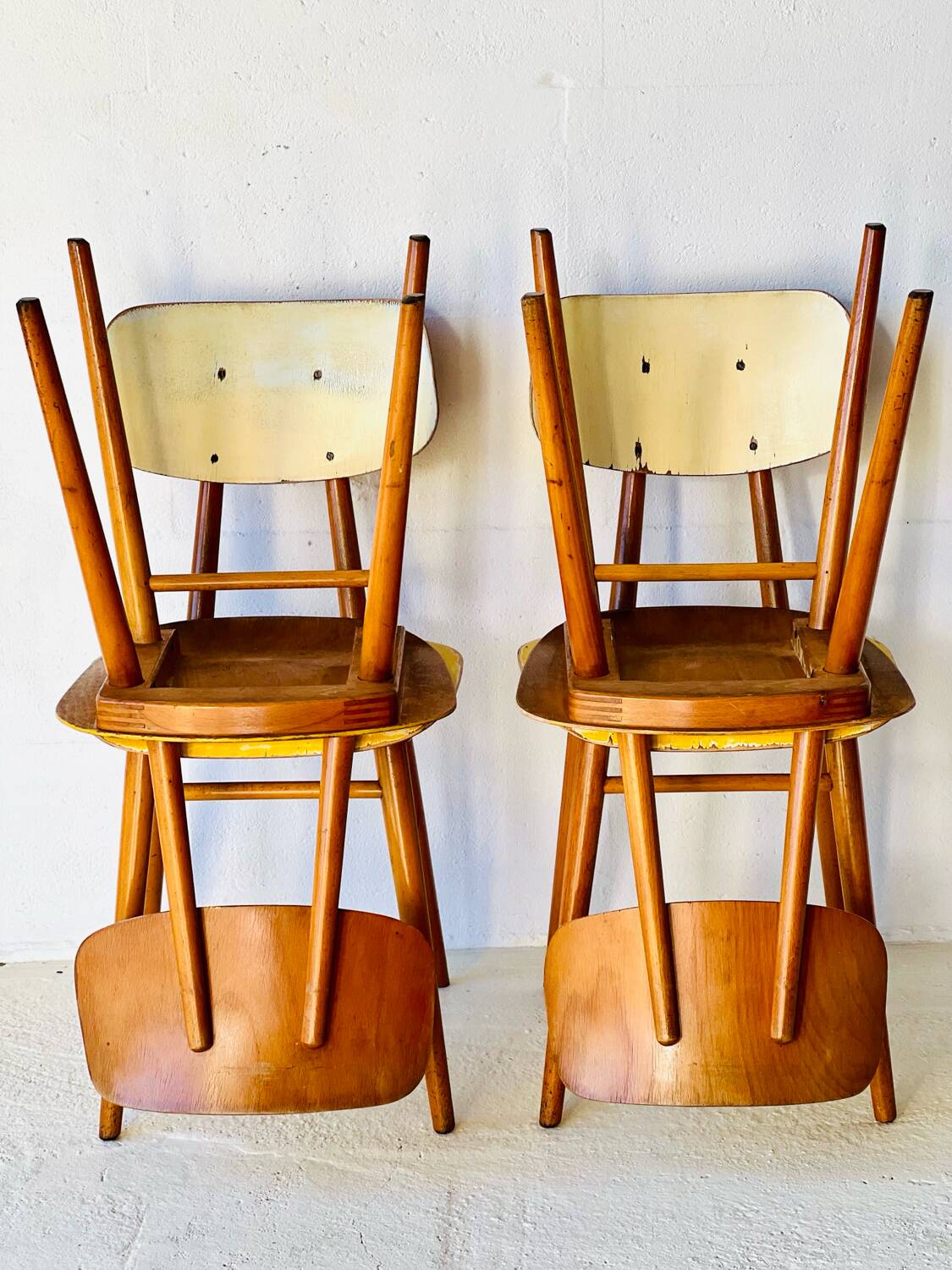 Chaises de bistrot par Ton, années 1950