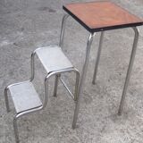 Market the 50-foot stepladder