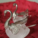Pepper salt swans silver metal glass
