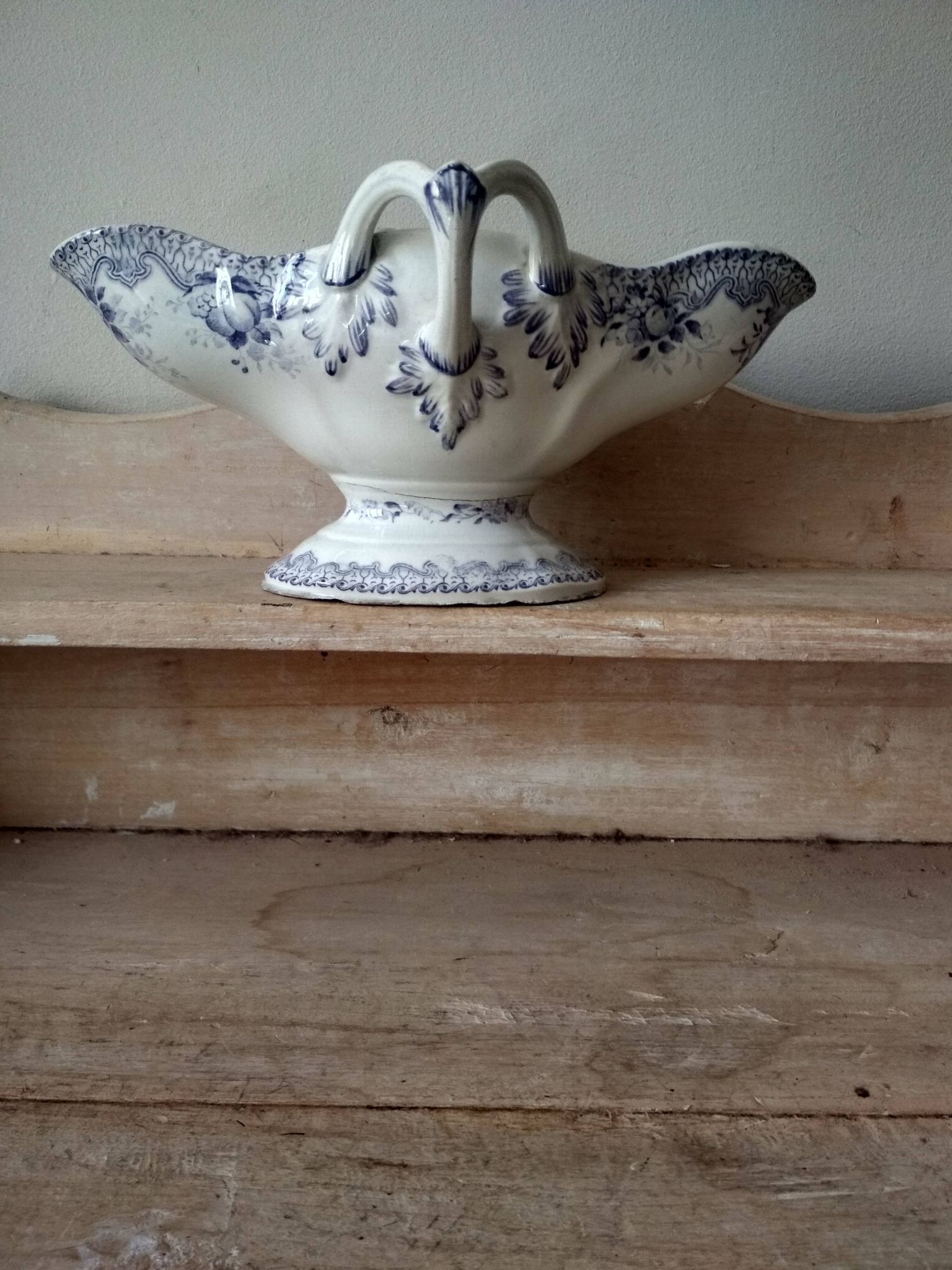 Iron earth gravy boat, Bouquet Creil & Montereau model, early 20th century
