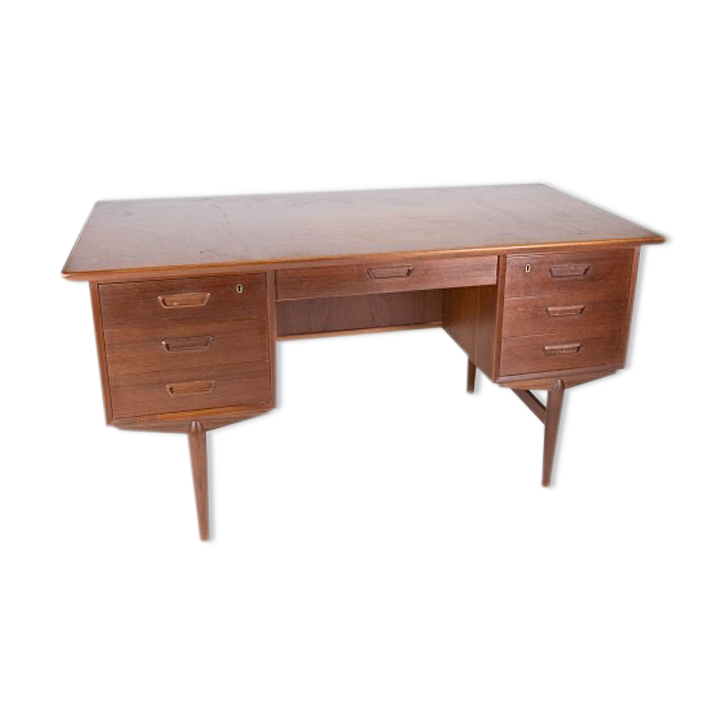 Desk in teak of danish design from the 1960s