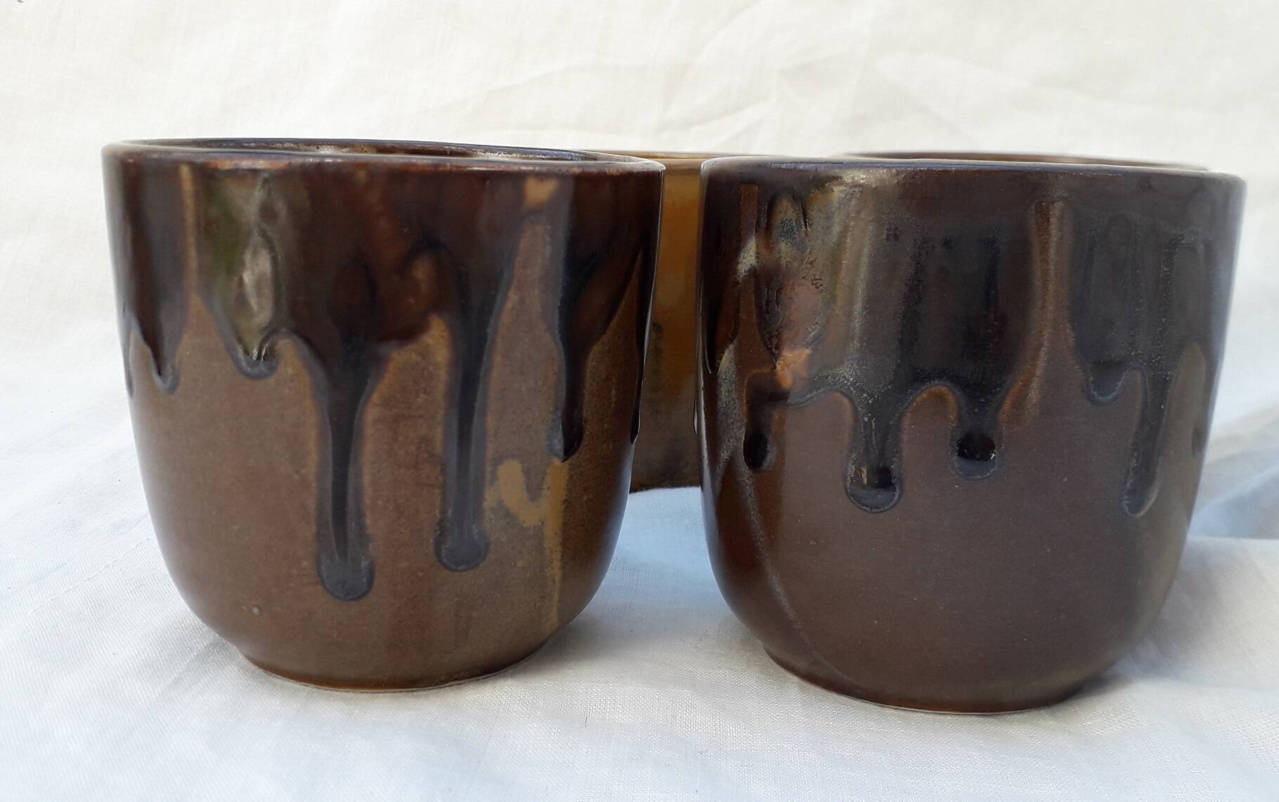 6 stoneware cups