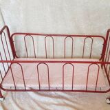 Vintage doll bed large model in red lacquered metal and matching mattress