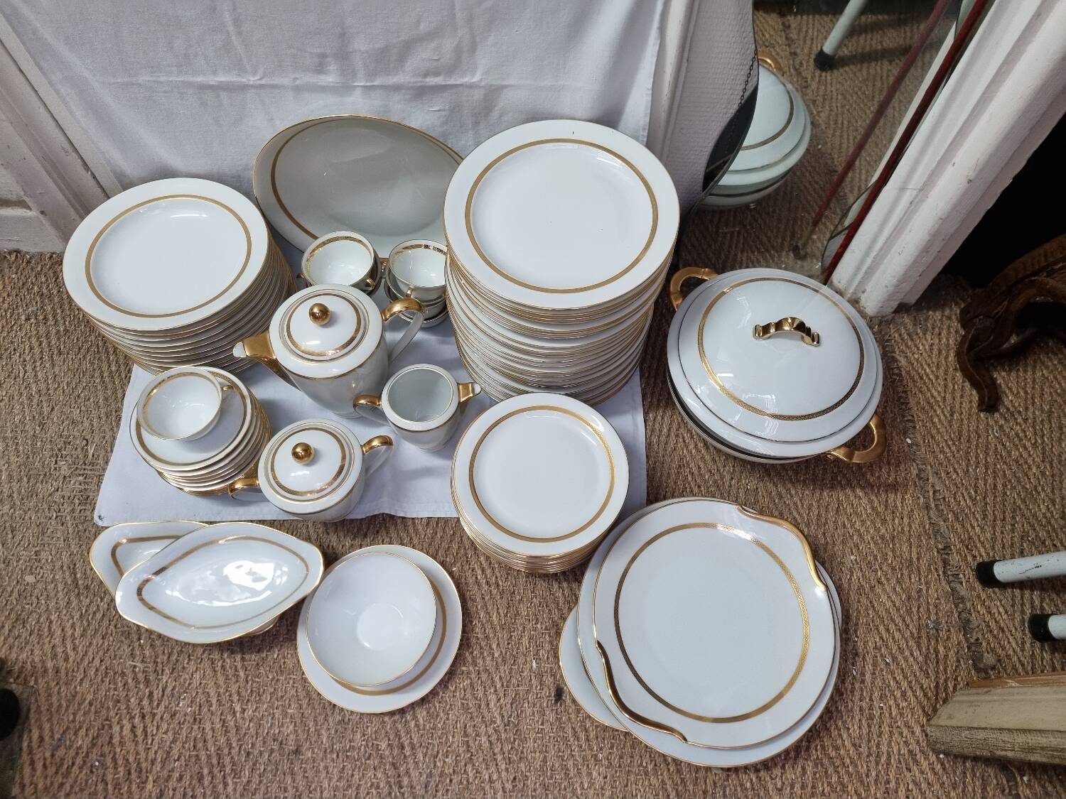 Limoges porcelain dinner service from 1930