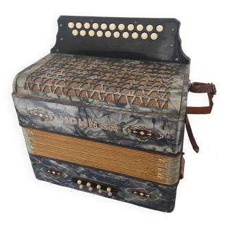 Old HOHNER accordion