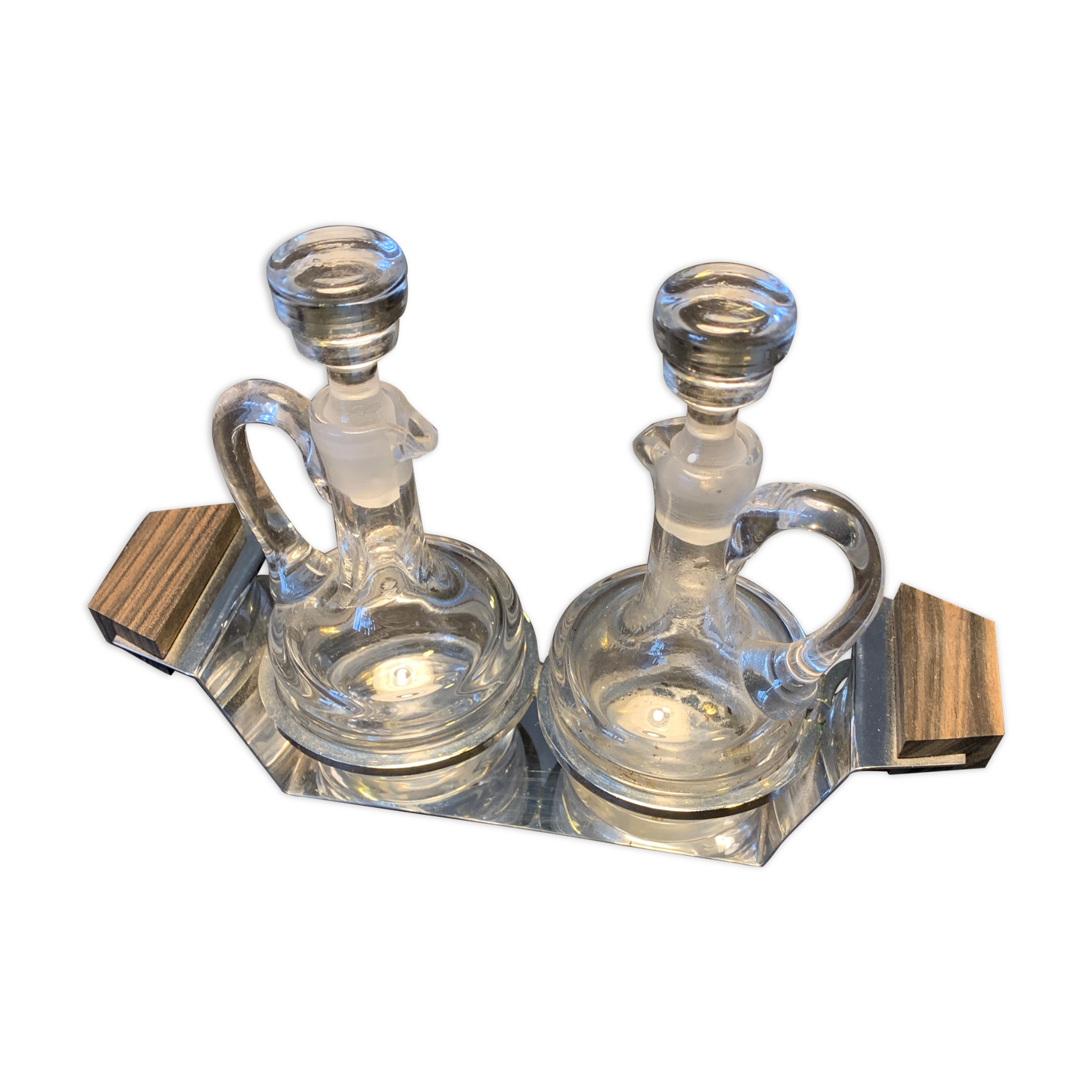 Service vintage vinegar oil