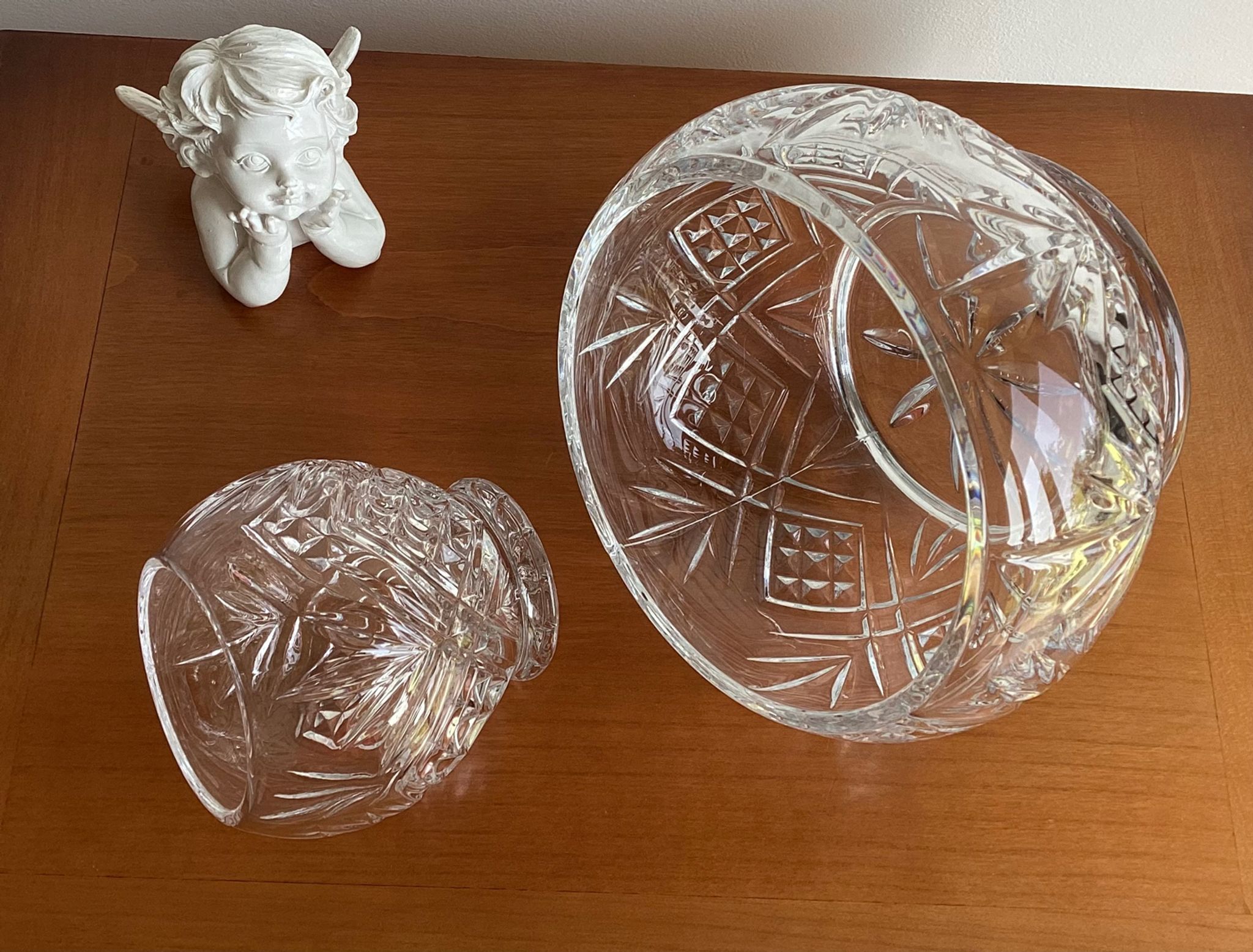 Set of 2 thick crystal candy cups