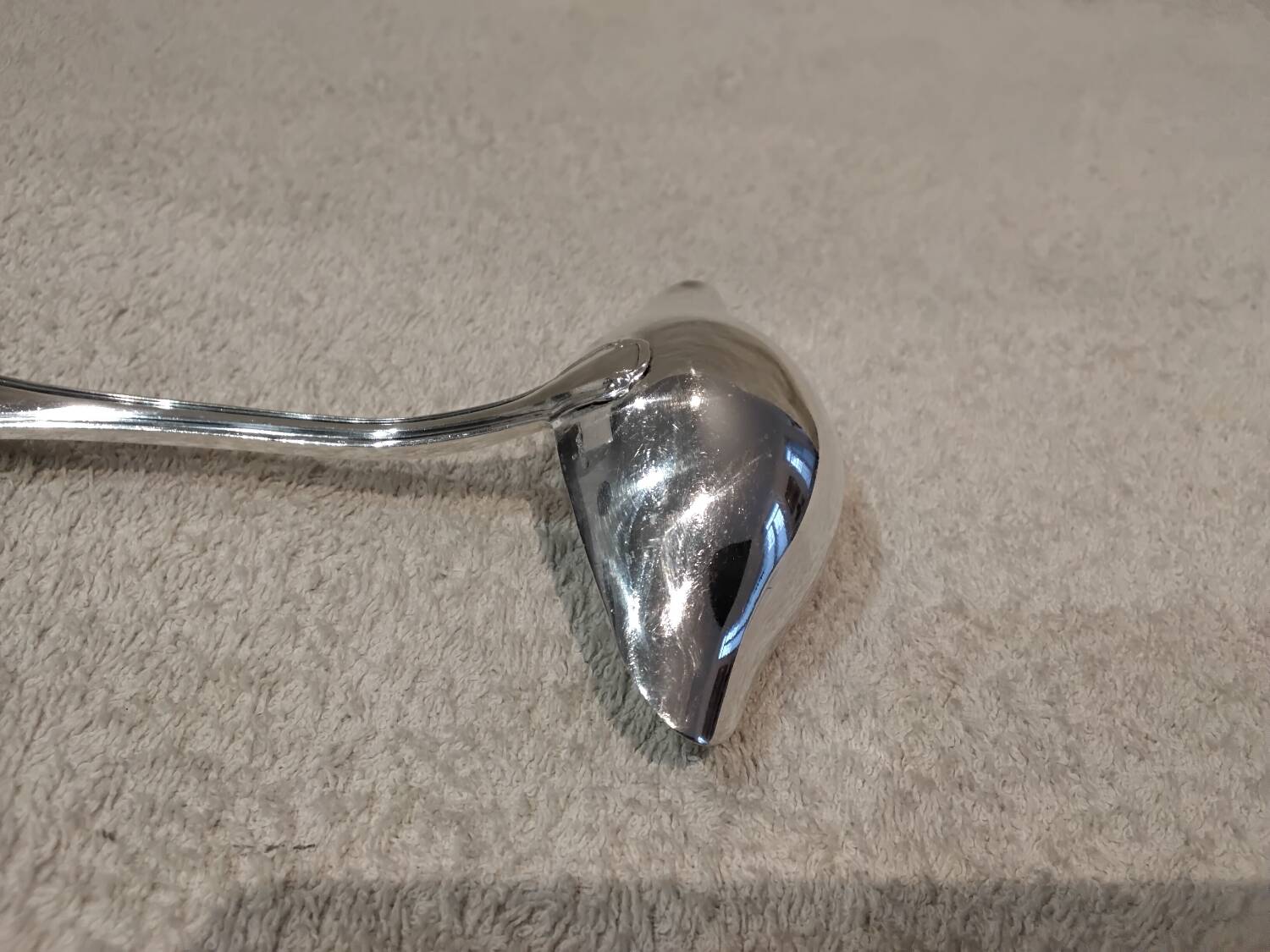Silver-plated metal ladle for fats and lean meats, by silversmith Ercuis Valencay, 17.6cm