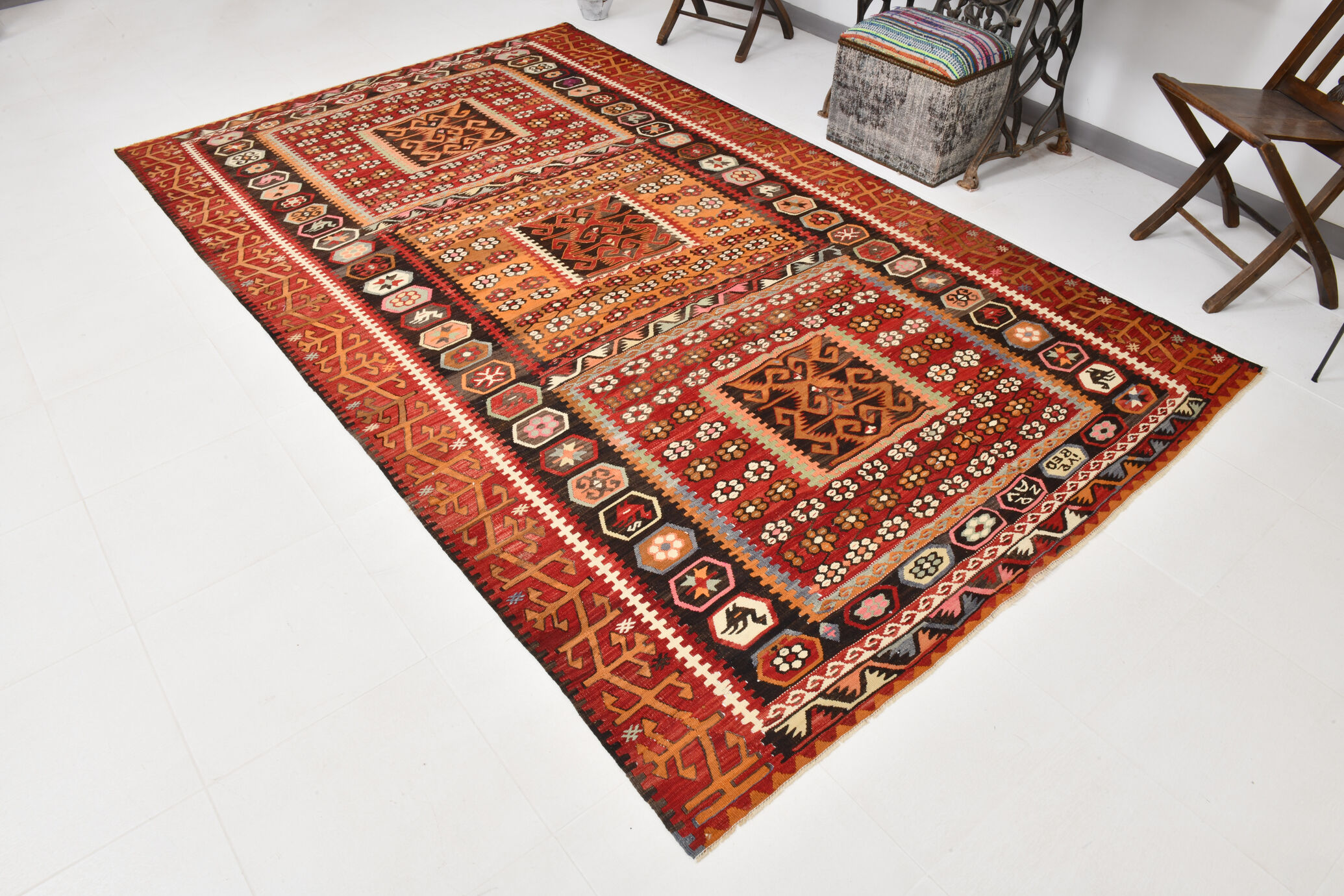 Primitive turkish kilim rug 311x187cm