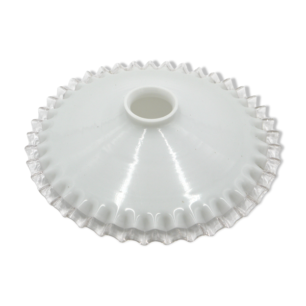 Galette en verre ondulée