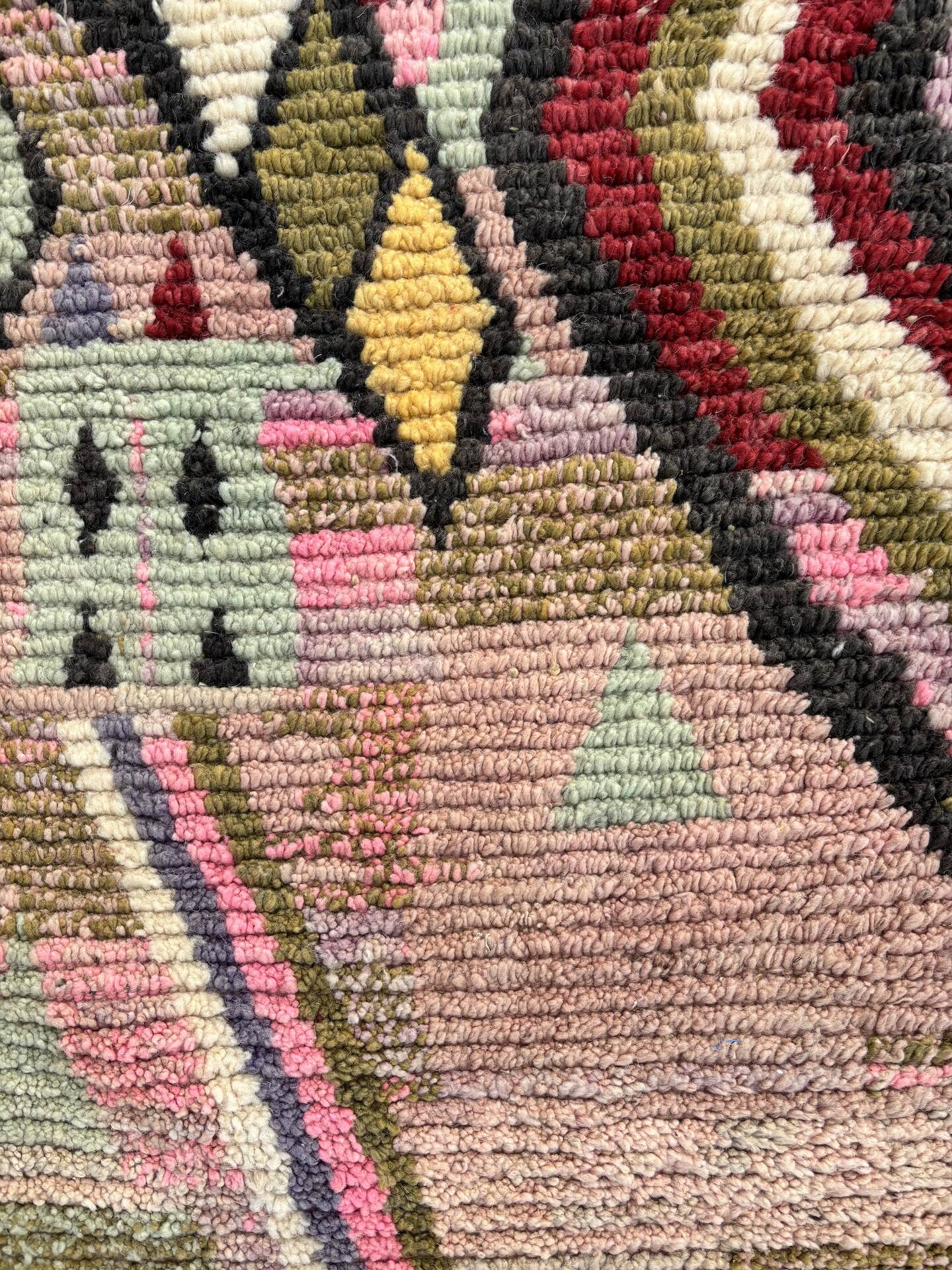 Large new Boujad Togo Berber rug 215x300 cm