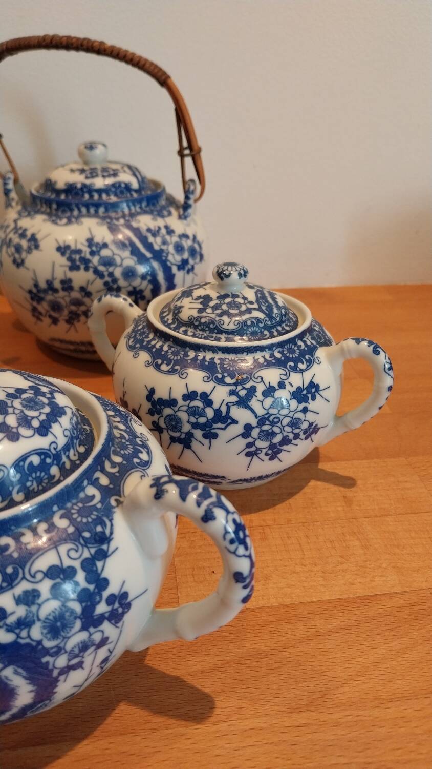 Japanese tea set