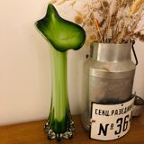 Vase feuille en verre doublé