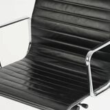 Vitra - Charles Eames, Ray Eames - Chaise de bureau - EA119 - Aluminium, Cuir