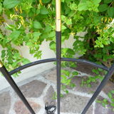 Opalines design lamppost