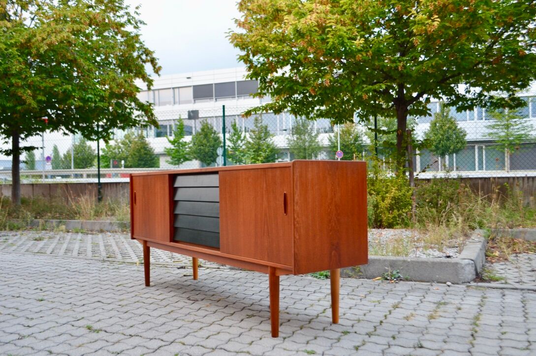 DAnish Modern Teak Model Trio Sideboard by Nils Jonsson for Hugo Troeds, 1960s