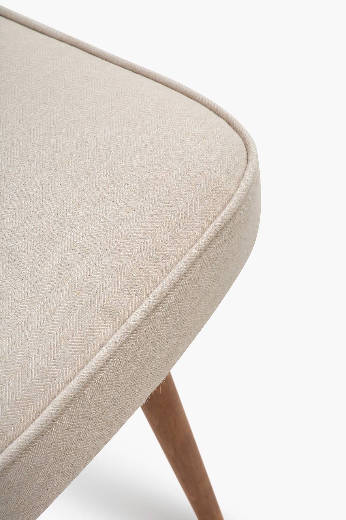 Fox armchair with footrest