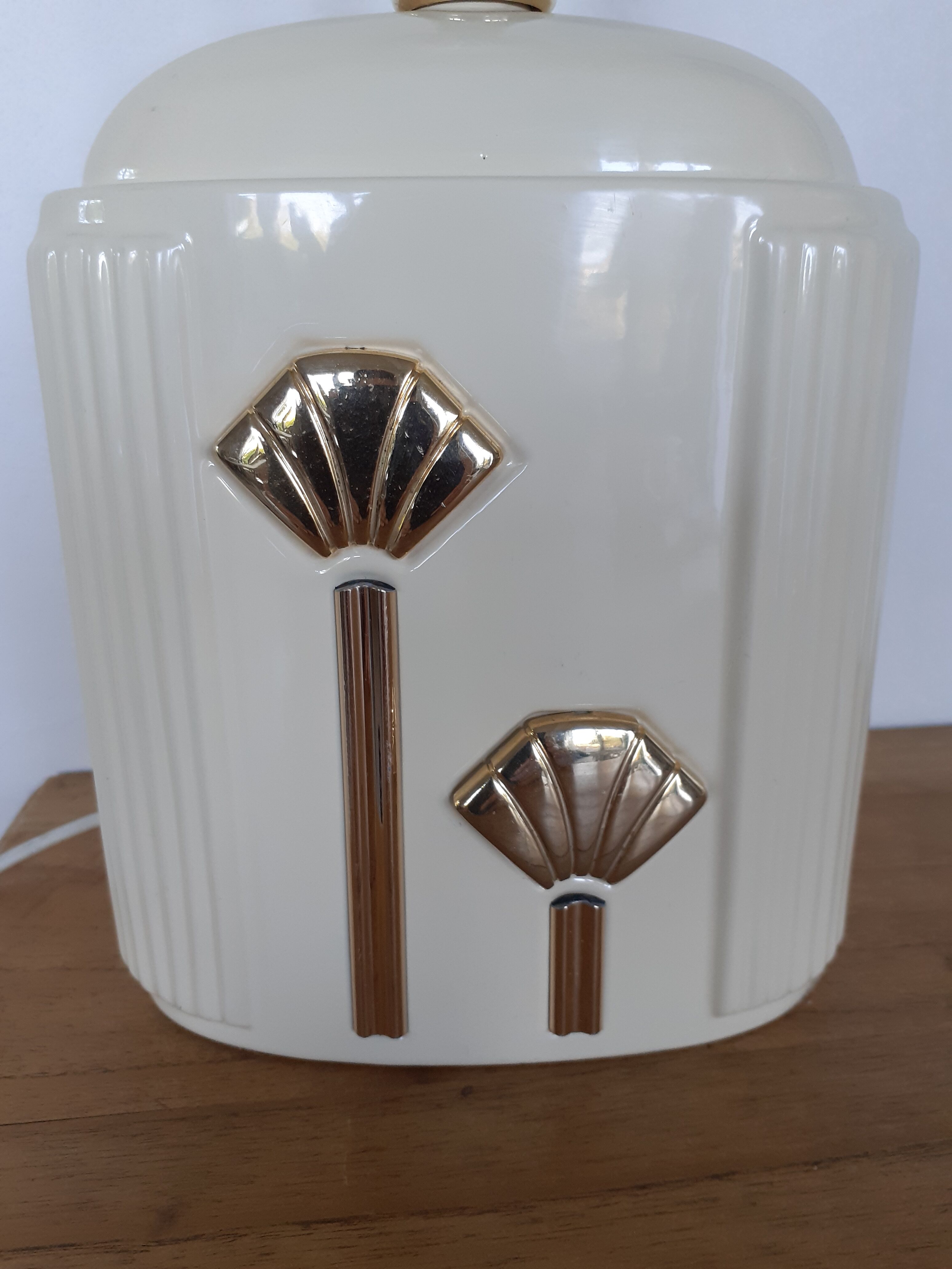 Art Deco ceramic lamp