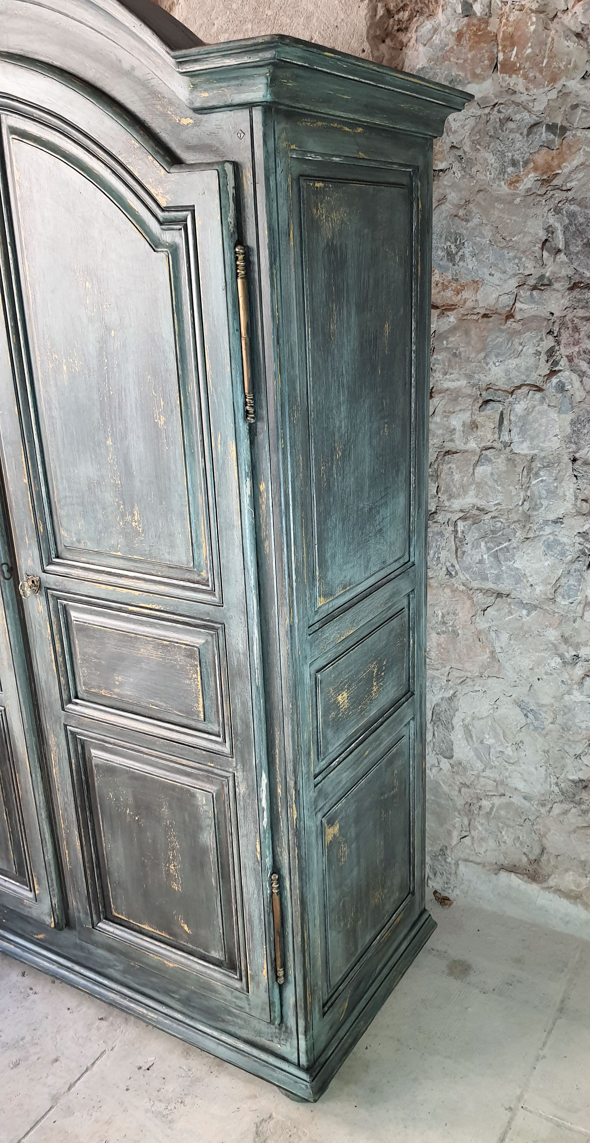 Wardrobe wardrobe de tonges shabby chic patinated