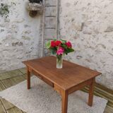 Coffee table with drawer