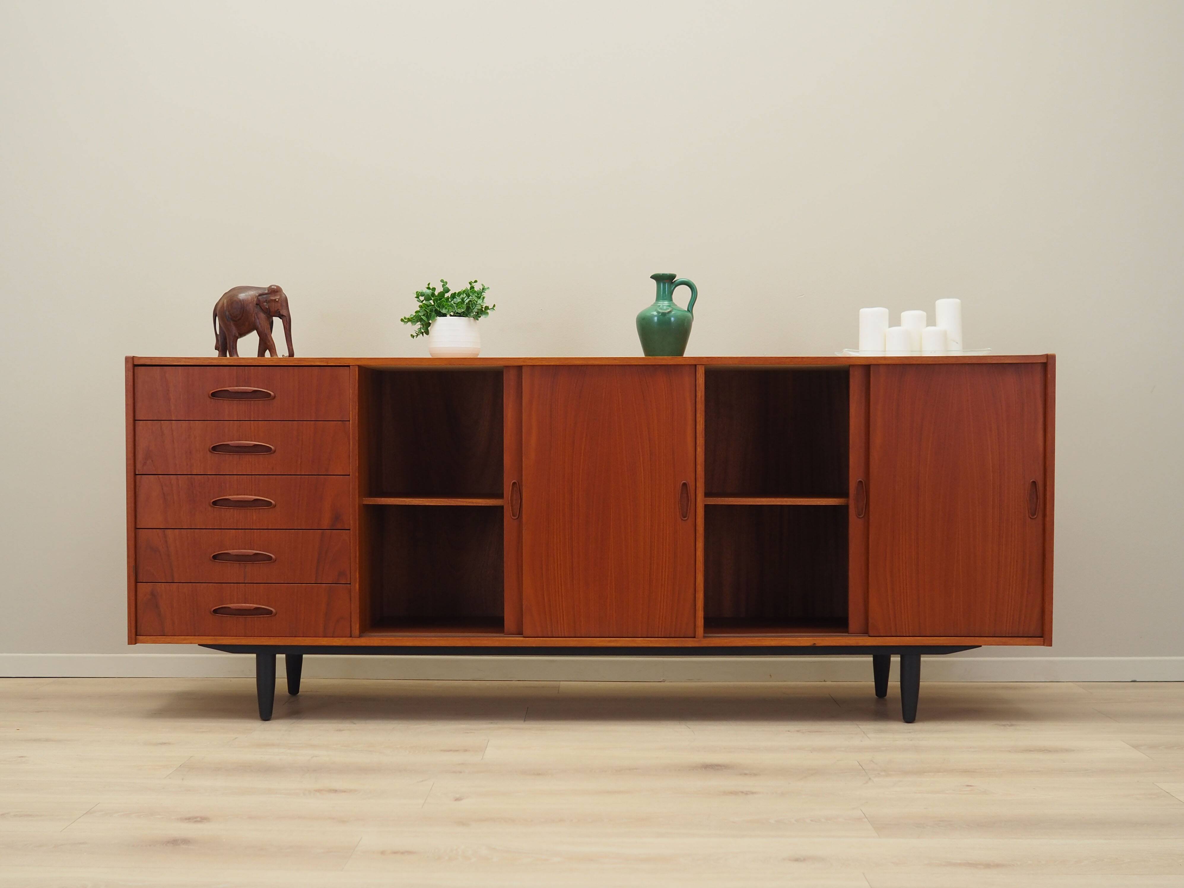 Teak sideboard, Danish design, 1960s, production: Denmark
