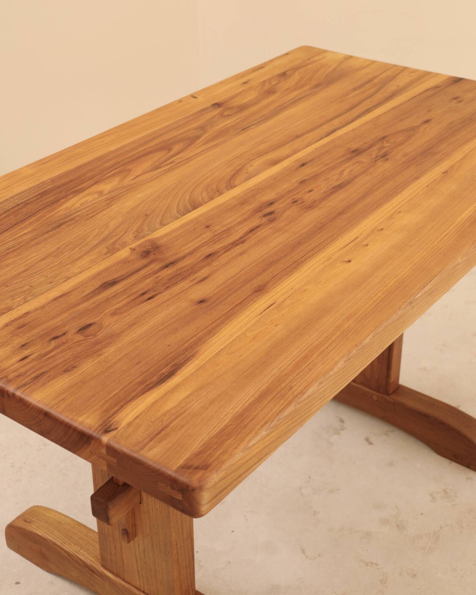 Table in solid elm, France, 1980s