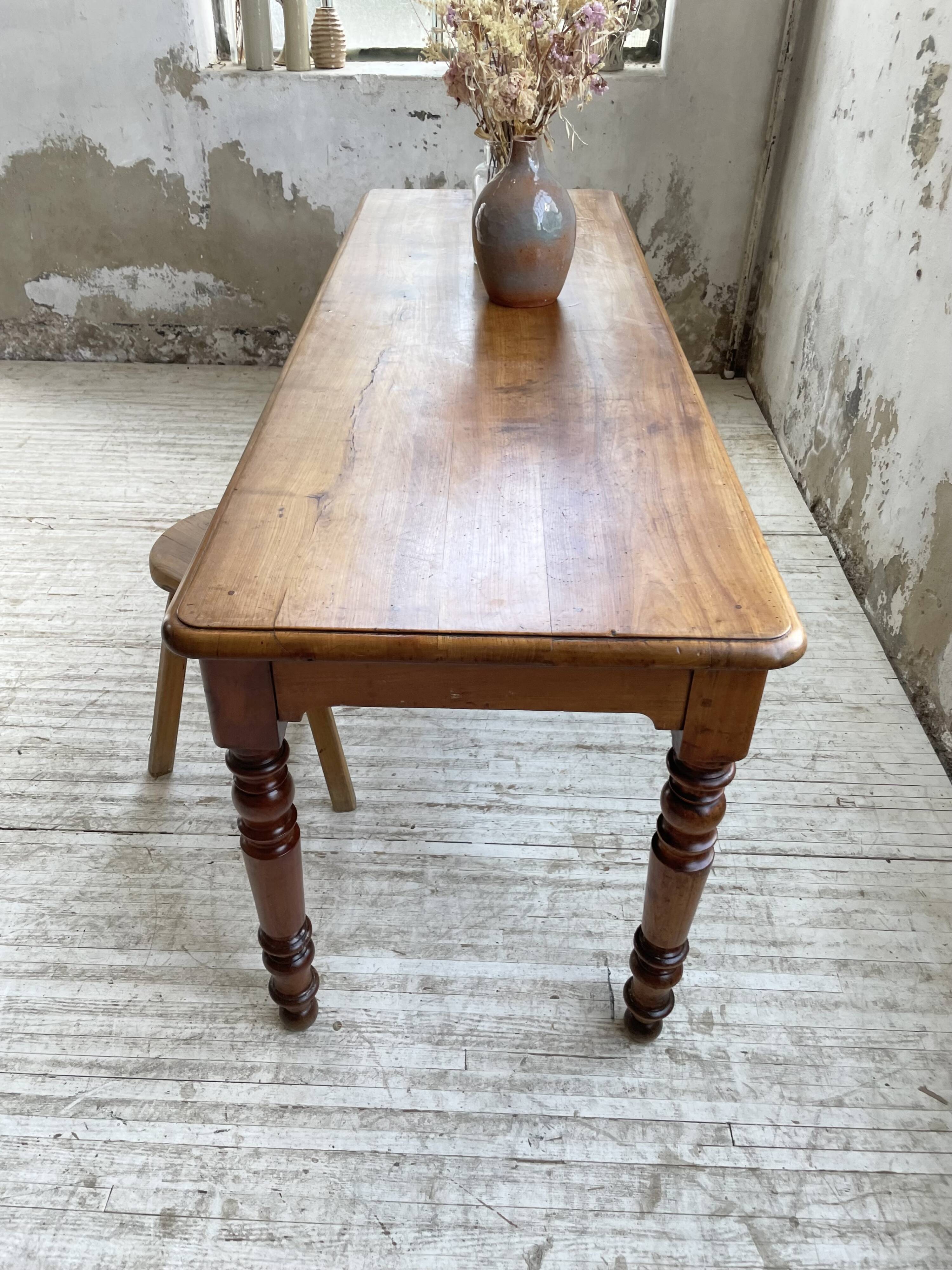 Walnut farm table 185 cm