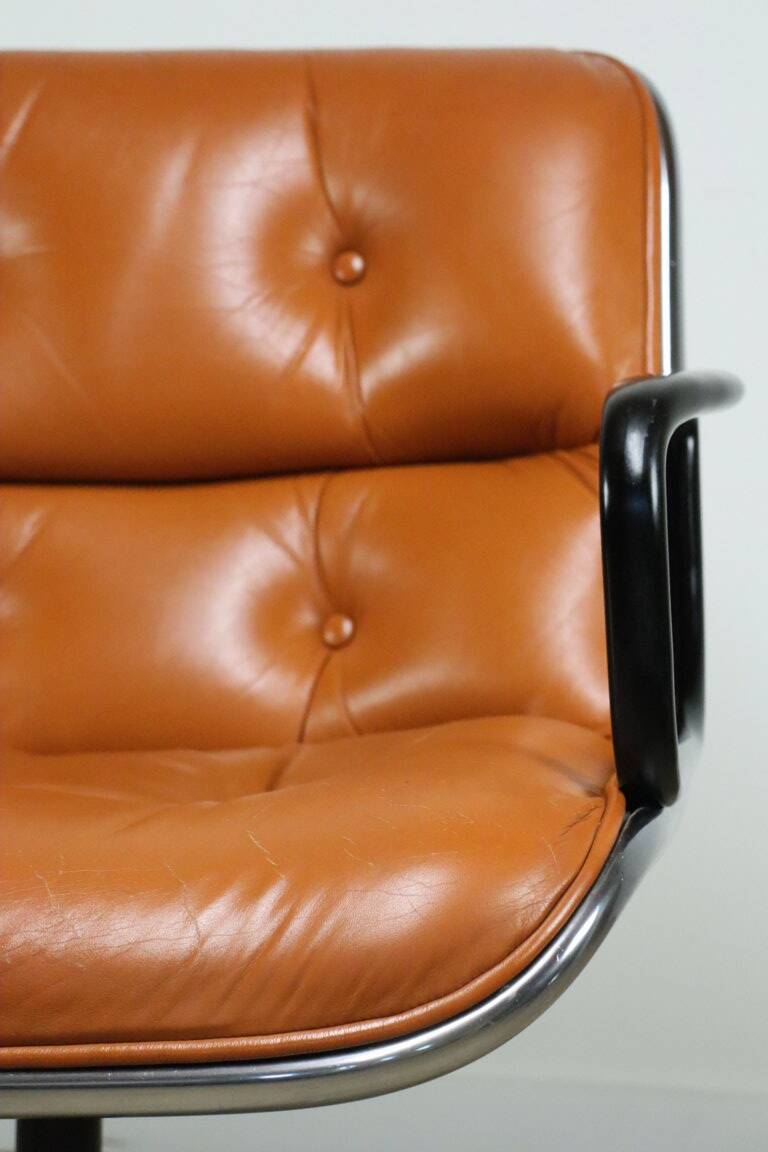 Charles Pollock leather office chair, Knoll edition, 1970