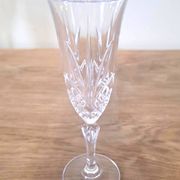 8 flûtes à champagne en cristal