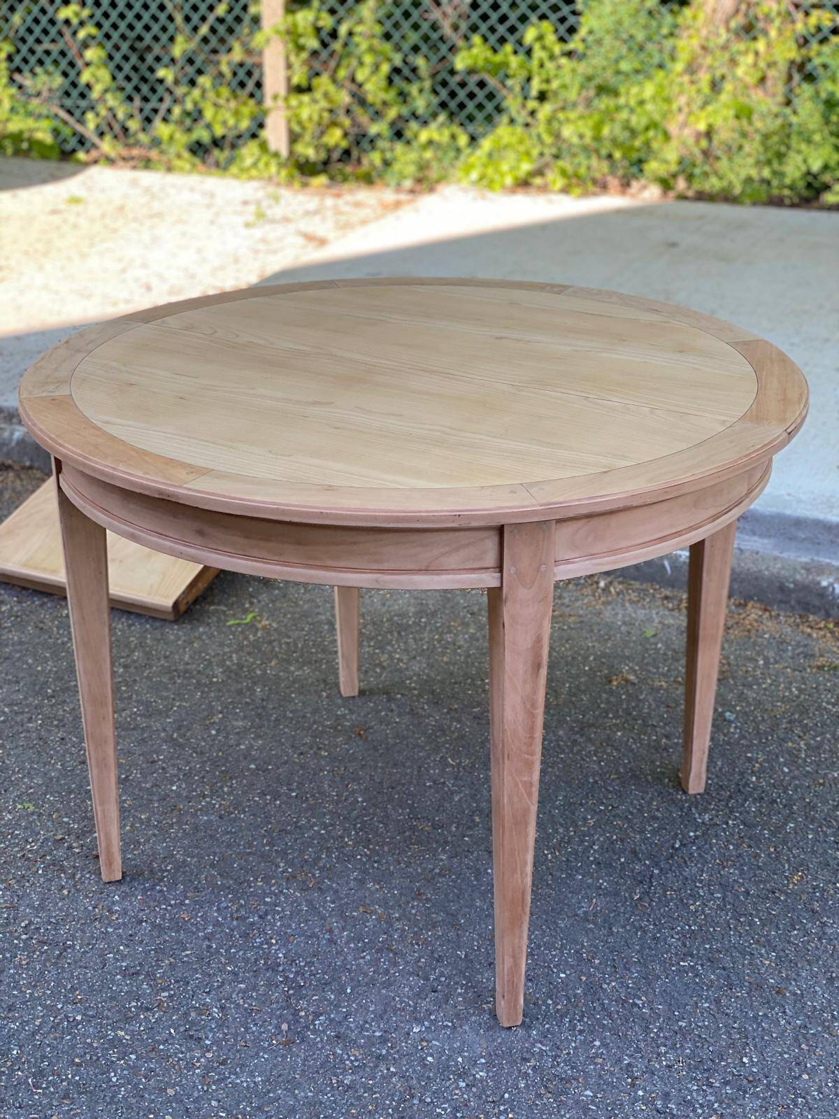 Louis XVI extendable round table in solid raw oak 210cm 19th century