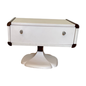 Table appoint pied tulipe