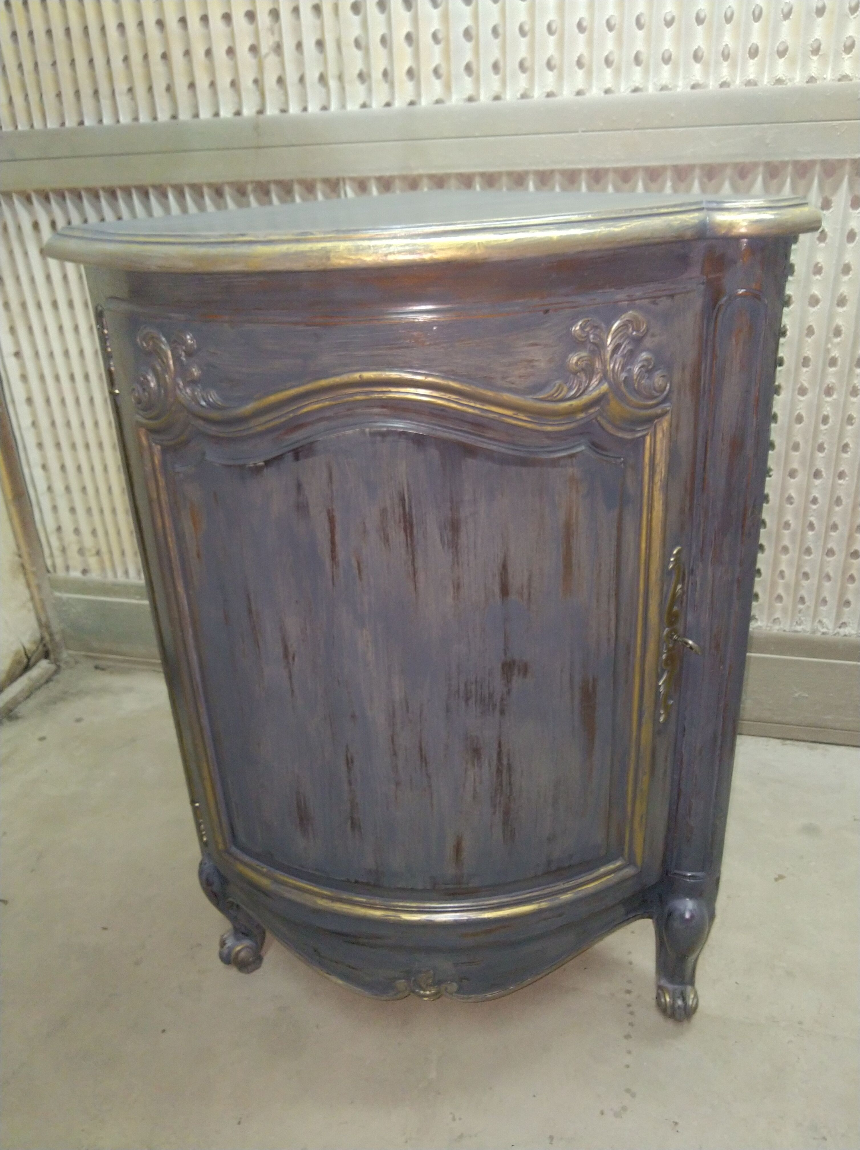 Pair of solid walnut notches painted and patinated around 1950