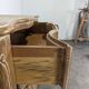 Commode de style Directoire en pin césuré