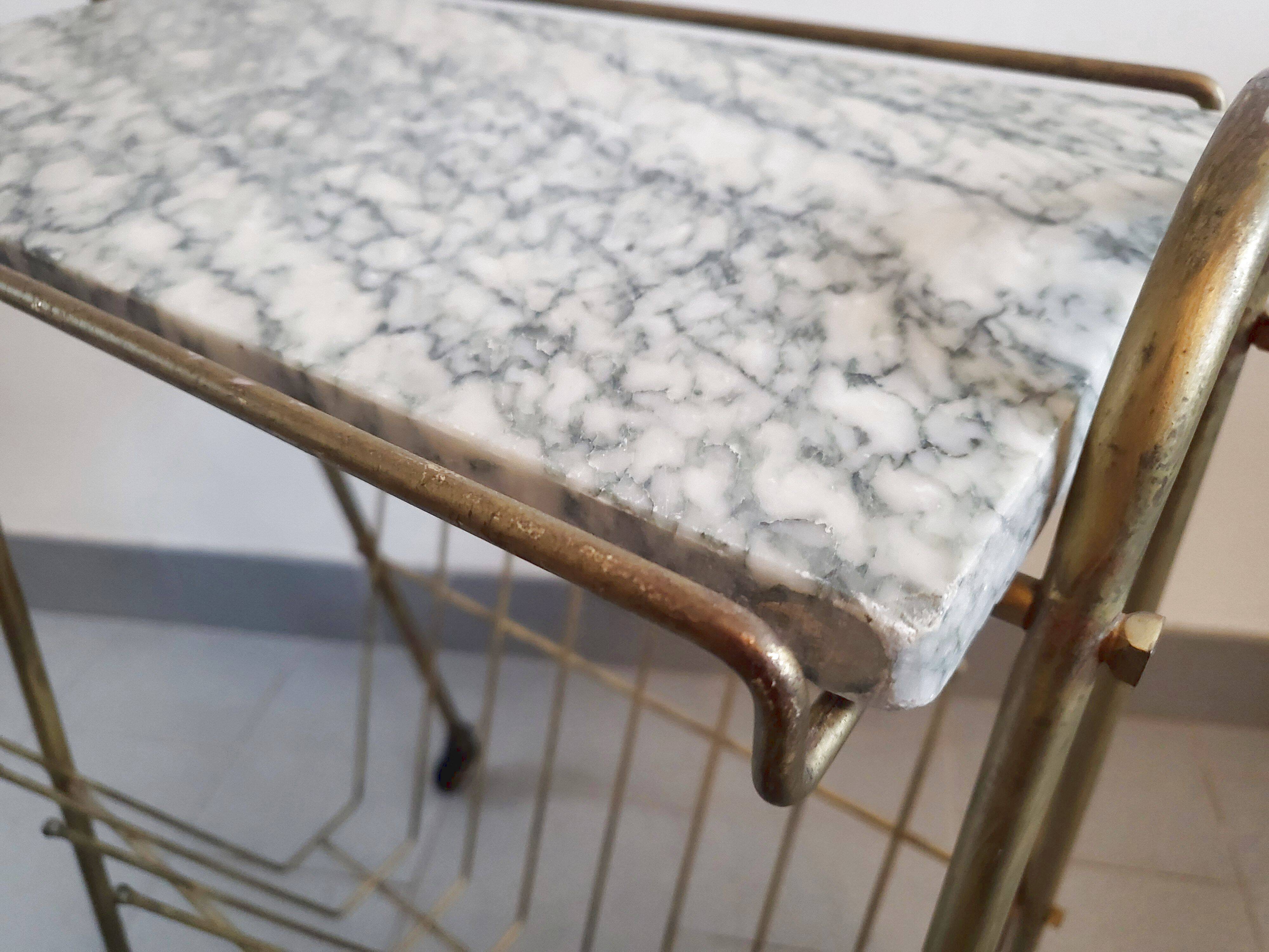 Table d'appoint porte-revues vintage 1950