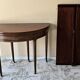 Extendable half-moon table in Louis XVI style