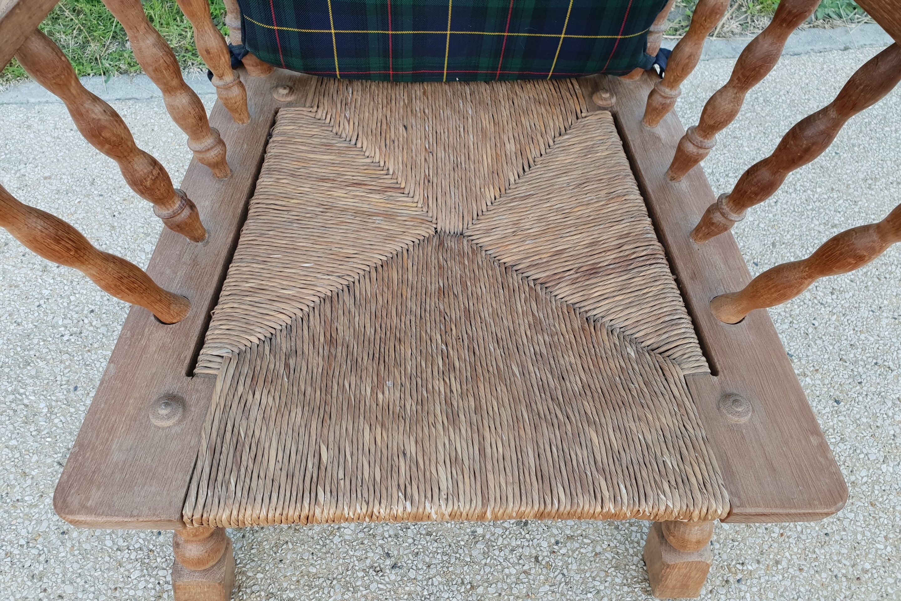 Pair of oak armchairs