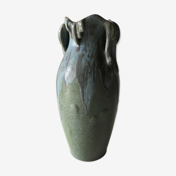 Denbac's art deco sandstone vase