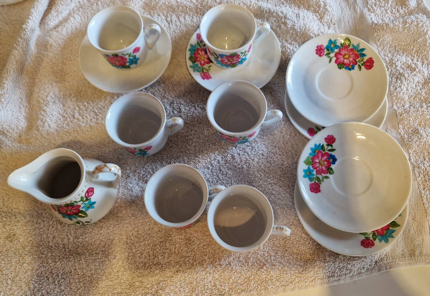 Hand-painted coffee service