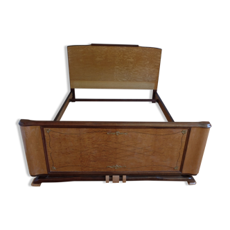 Art deco bed