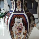 Hexagonal Chinese Vase. Imari style. Peacock/peacock and floral patterns. High 36 cm