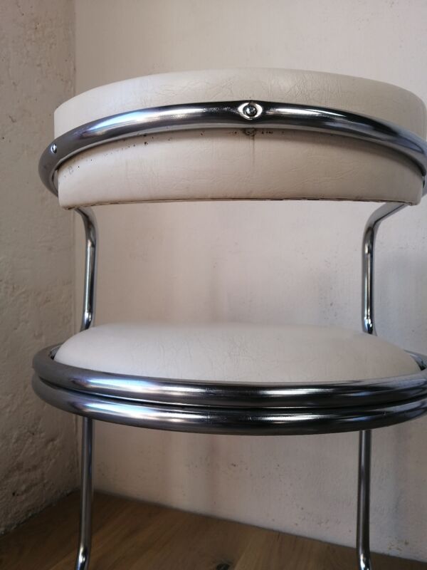 Paire de fauteuils canteliver vintage Zougoise Victoria, Suisse.