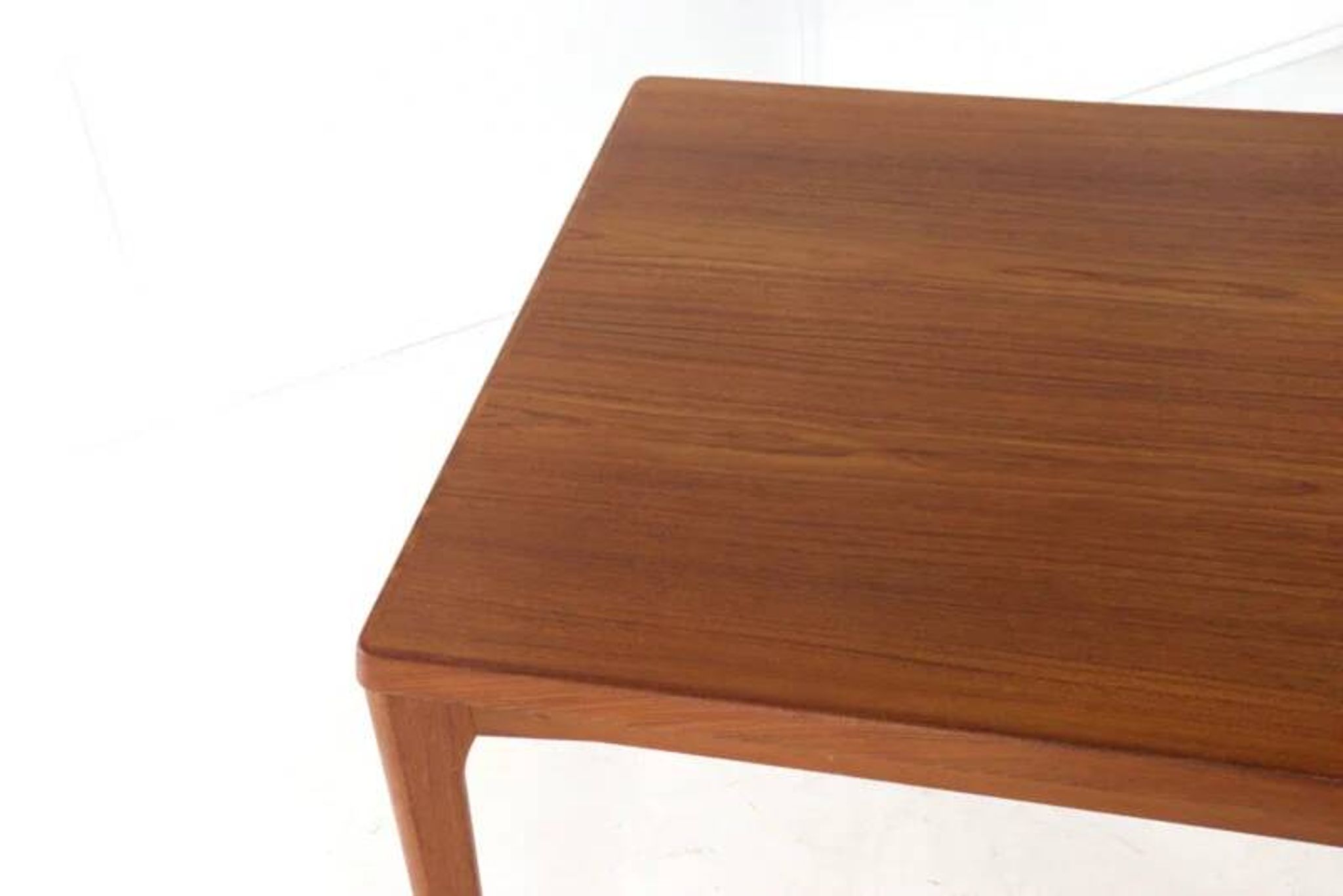 Table à manger rectangulaire extensible Henning Kjearnulf Vejle - design danois