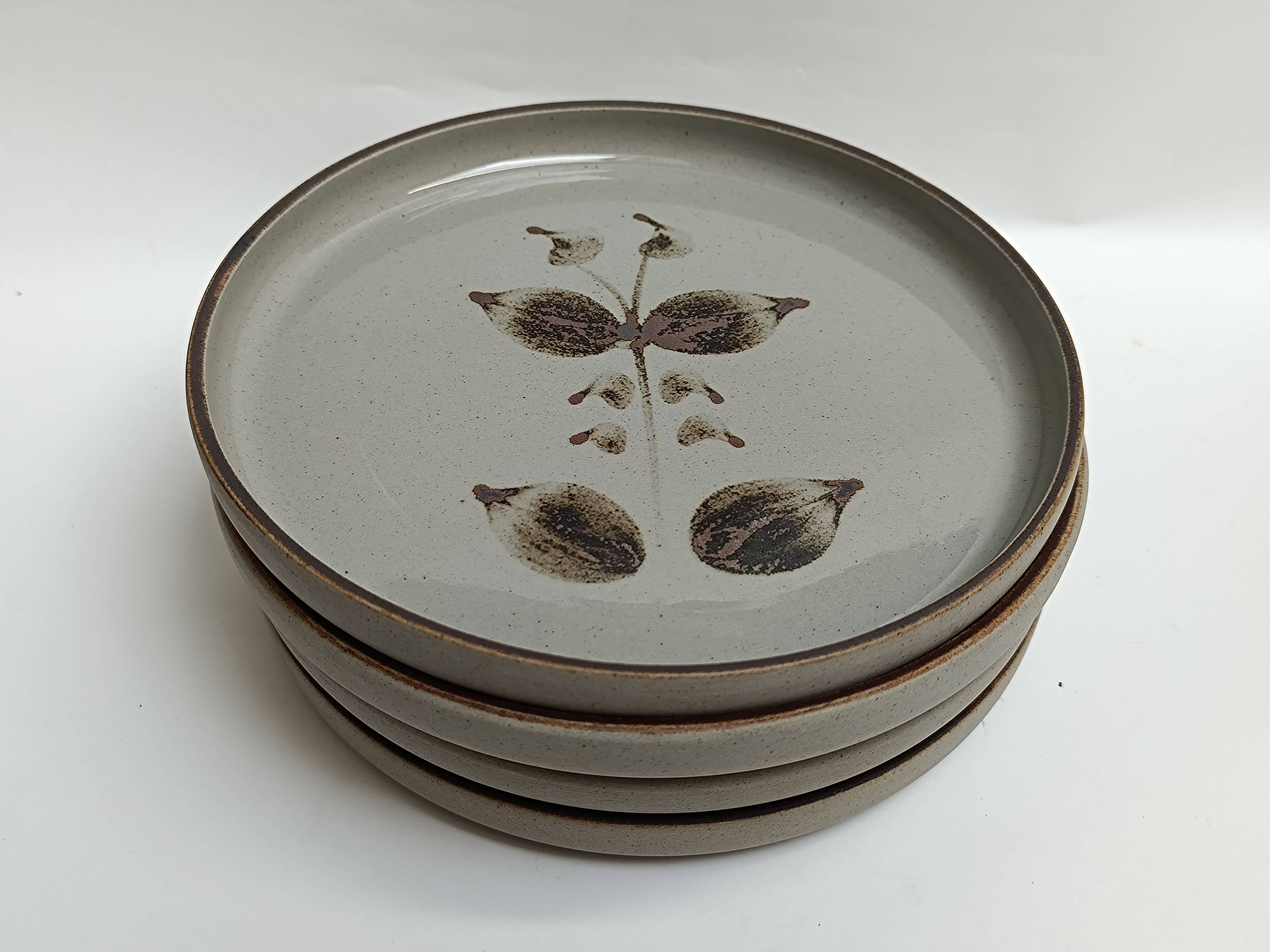 Flat plates from Grès de l'arnon